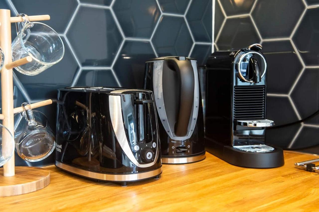 Upper Bow - Luxurious, Modern 1Br Apartment Near Castle Единбург Екстер'єр фото