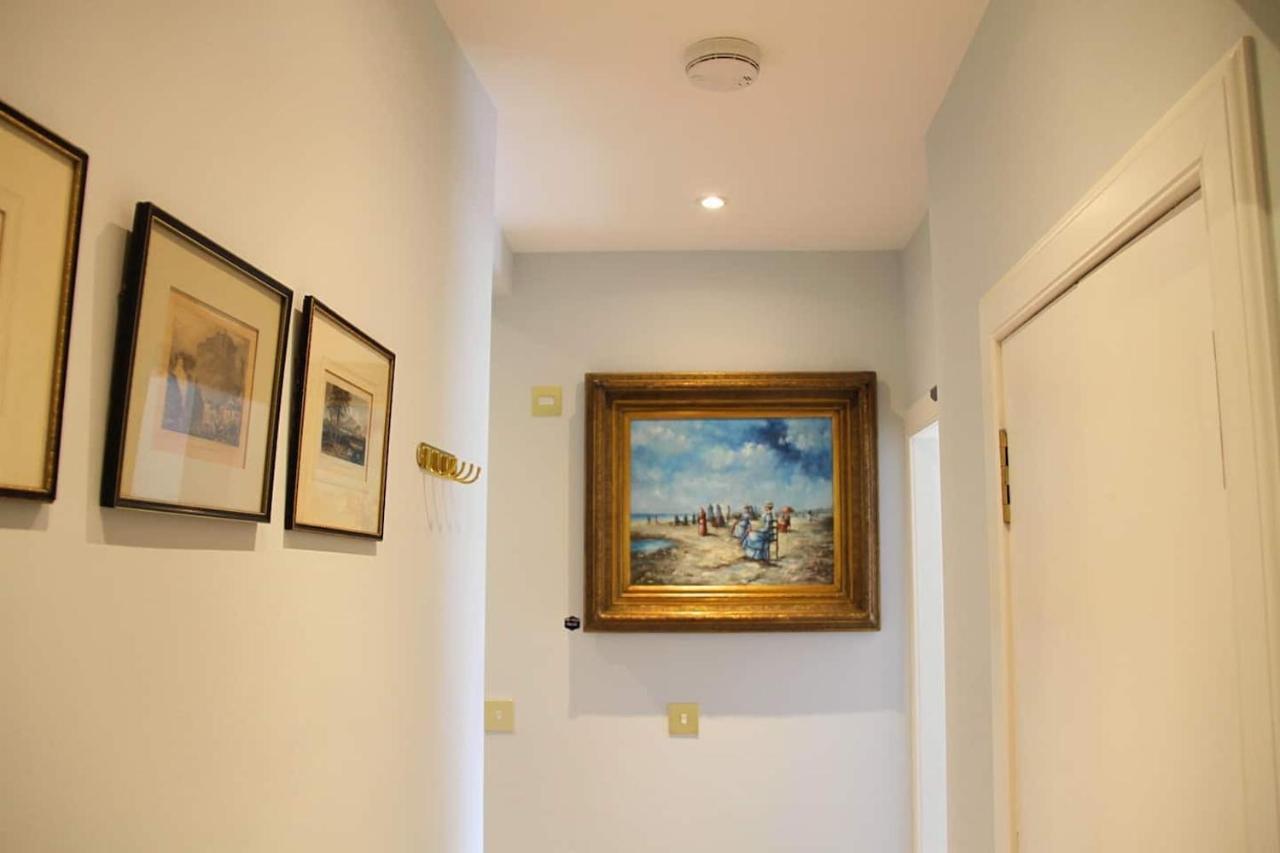 Upper Bow - Luxurious, Modern 1Br Apartment Near Castle Единбург Екстер'єр фото